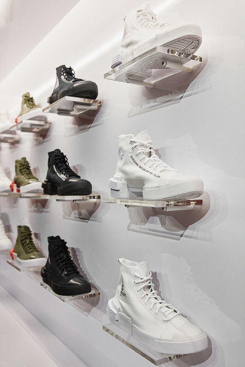 匡威的纽约发布会背后,是在鞋款和服饰产品上进行的又一次革新